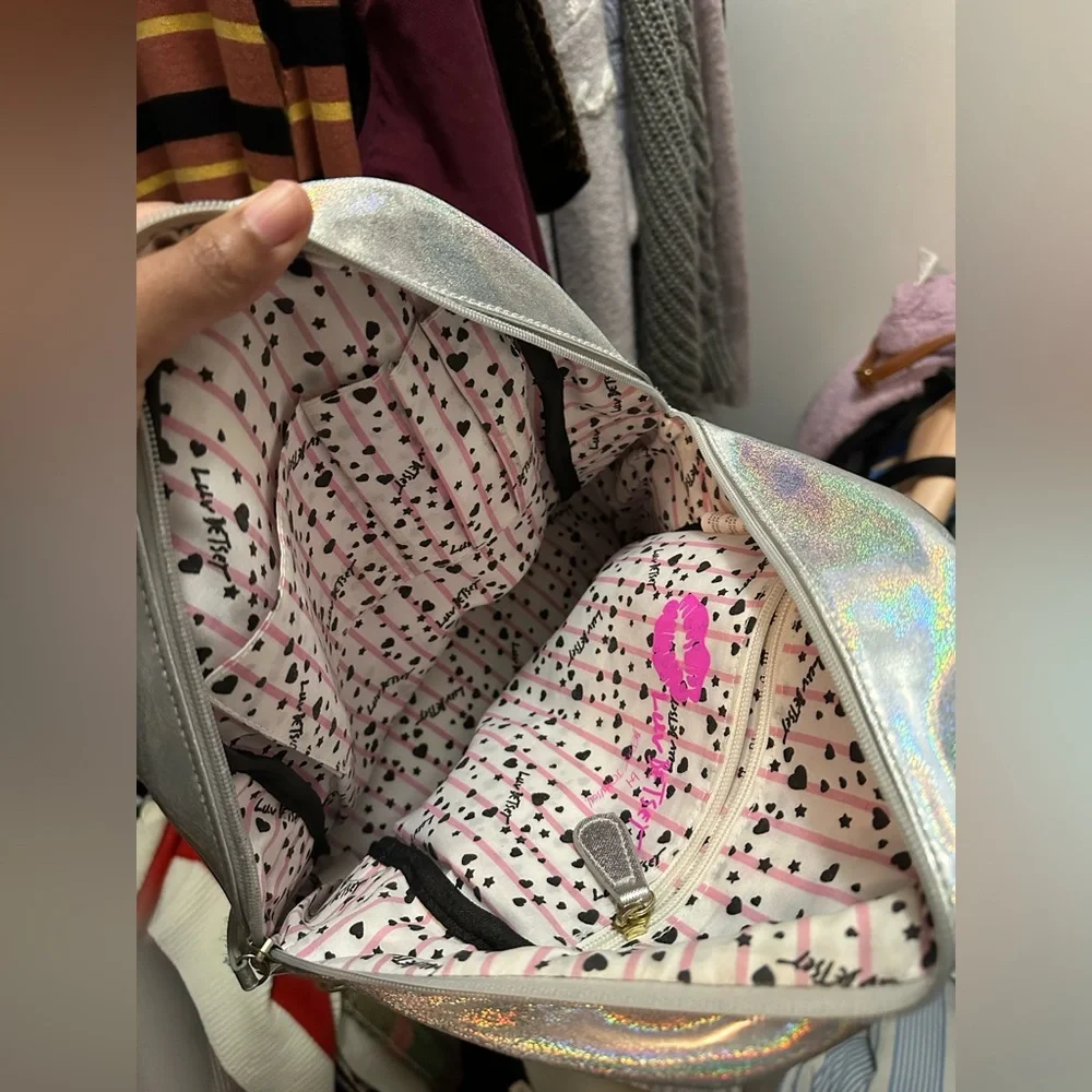 Colorful backpack - Picture 3 of 9